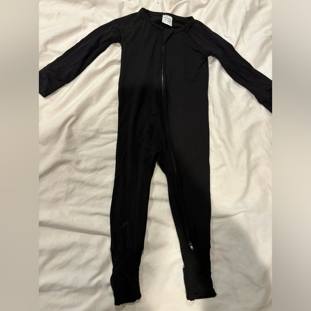 black bamboo footie